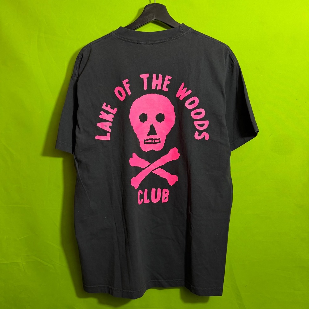 Lake of the Woods Club Skull Crossbones T-Shirt Black Pink Large Made in USA